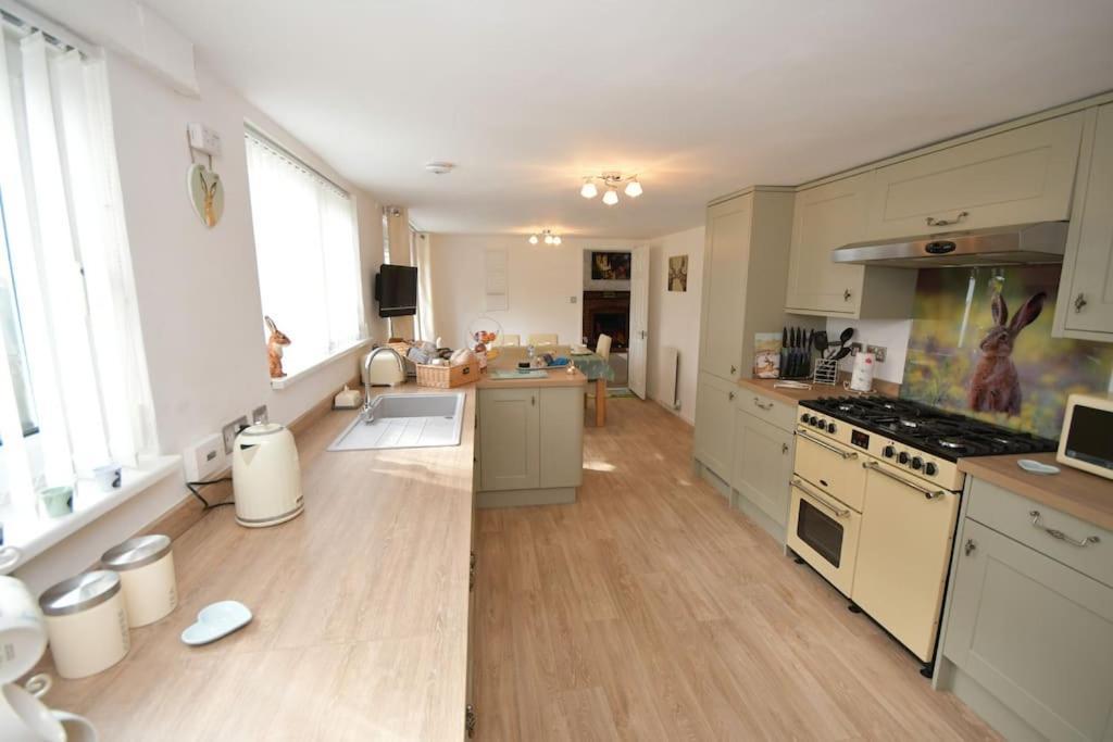 Little Hare Lodge - Spacious 2 Bedroom Attached Bungalow Woodhall Spa Esterno foto