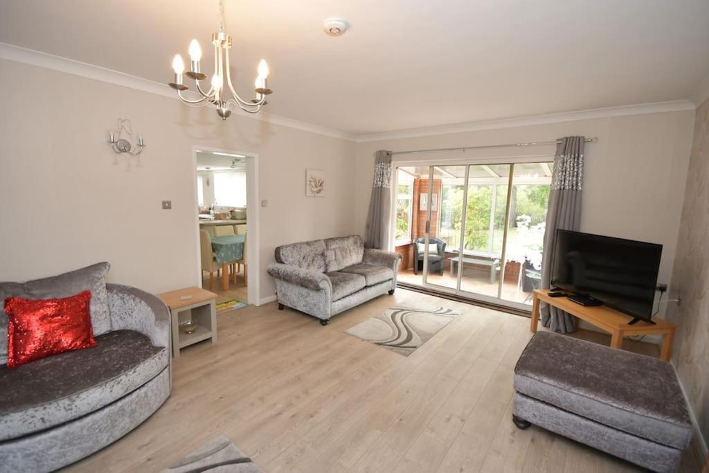 Little Hare Lodge - Spacious 2 Bedroom Attached Bungalow Woodhall Spa Esterno foto